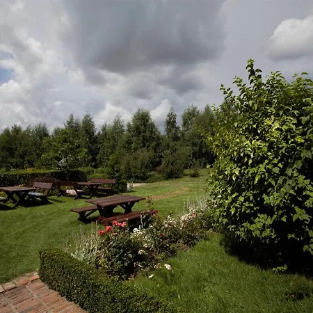 Konesera Дом отдыха Trzcin