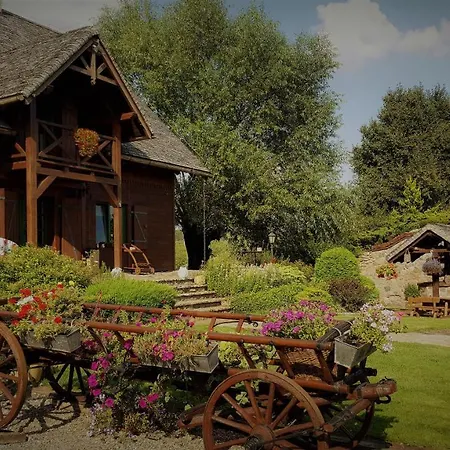 Konesera Semesterbostad Trzcin